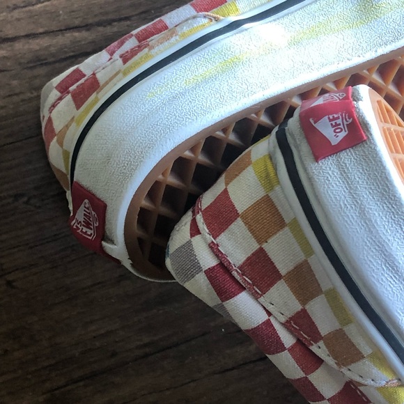 VANS Checkerboard Sneakers - Picture 4 of 7